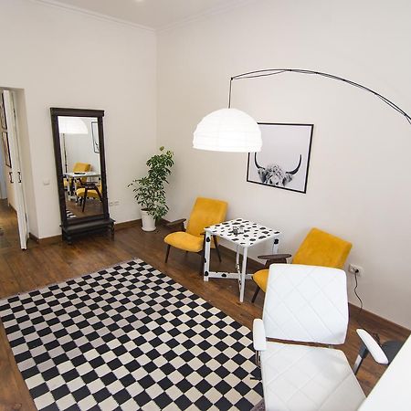 Art Apartment Tashkent Esterno foto